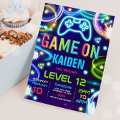 Video Game Birthday Party Neongame auf Level Up in Einladung