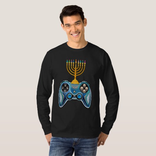 Video Game Controller Hanukkah 2022 Menorah Candle T-Shirt (Vorne ganz)
