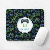 Video Game Neon Blue & Green Pattern Monogram Mousepad (Mit Mouse)