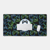 Video Game Neon Blue & Green Pattern Monogram Schreibtischunterlage (Tastatur & Maus)