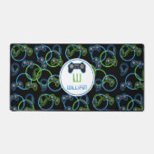 Video Game Neon Blue & Green Pattern Monogram Schreibtischunterlage (Vorderseite)