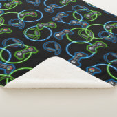 Video Game Neon Blue & Green Pattern  Sherpadecke (3/4)