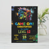 Video Game Paint Splash Nebel Graffiti Level Up Einladung (Stehend Vorderseite)