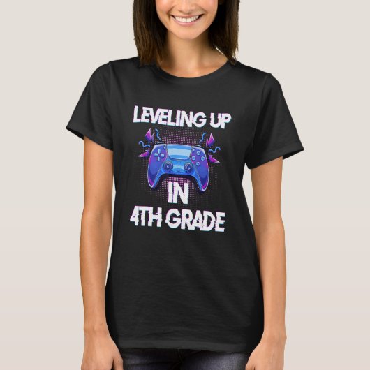 Video Gaming   for students Leveling up in Fourth  T-Shirt (Vorderseite)