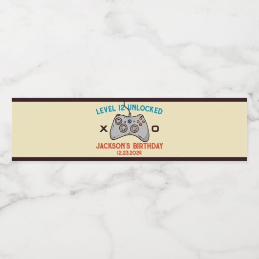 Videospiel-Spielstand Ungesperrter Gamer Boy Männe Wasserflaschenetikett (Einzelnes Label)