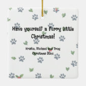 Viel Furry, ein kleines Weihnachtsfest! Keramikornament (Rückseite)