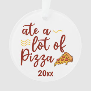 Viel Pizza 2024 mit Pizza Slice Ornament