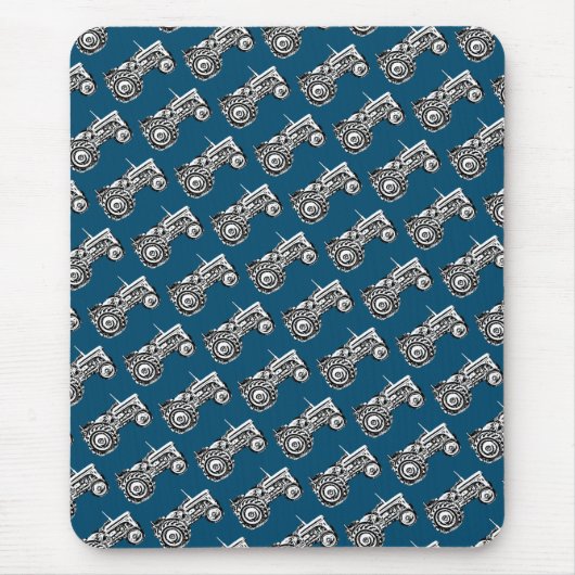 viele alte graue Gussschlepper Mousepad (Vorne)