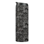 Viele alten rostigen Metallgänge oder Thermosbecher (Nach rechts gedreht)