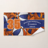 Viele Basketbälle mit blauen orangen Teamfarben Handtuch (Handtuch)