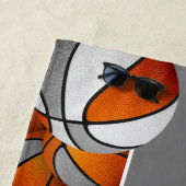 Viele Basketbälle mit orangegrauen Teamfarben Strandtuch (Beispiel)