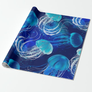 Viele blaue Quallen schwimmen unter Wasser. Seamle Geschenkpapier