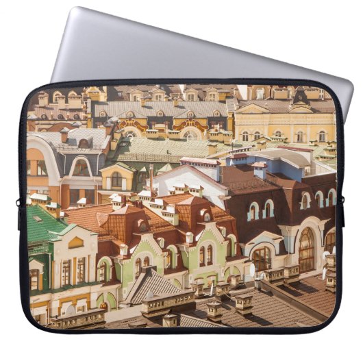 viele bunte Häuser und Dächer im luxuriösen Vierte Laptopschutzhülle (Vorderseite)
