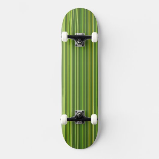 Viele bunte im Muster Skateboard (Vorderseite)