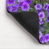 Viele dunkle lila phioische Blume Mousepad (Ecke)