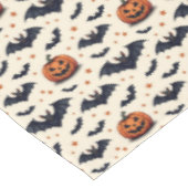 Viele Fledermäuse Tischdecke (Schrägansicht)