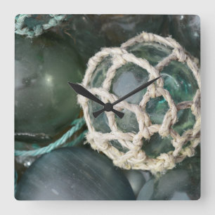 Viele Glasfischerei, Alaska Quadratische Wanduhr