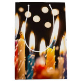 Viele glühende Birthday Candles Mittlere Geschenktüte (Vorderseite)