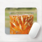 Viele Goldfische, die sich im Glasbehälter befinde Mousepad (Mit Mouse)