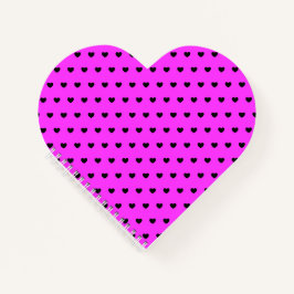 Viele kleine schwarz-rosa-herz-förmige Notebooks Notizblock