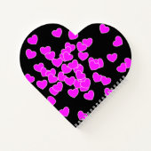 Viele kleine unzählige rosa Herzen auf schwarz Notizblock (Rückseite)