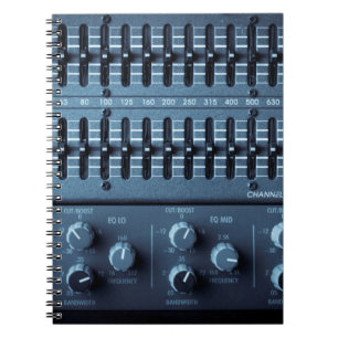 Viele Knöpfe an einem Soundmischer in einem Tonstu Notizblock