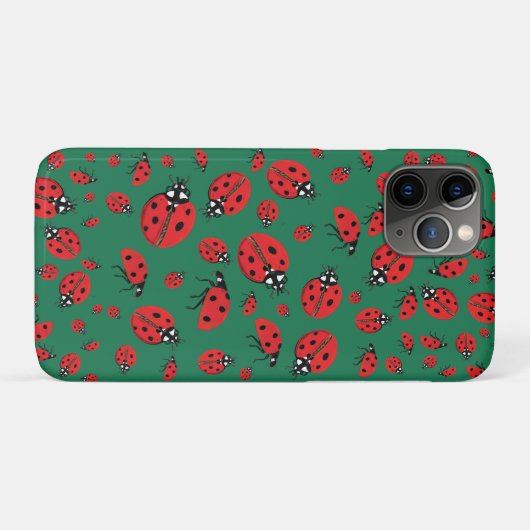 Viele Red Ladybugs Lucky Pattern Green Case-Mate iPhone Hülle (Rückseite (Horizontal))