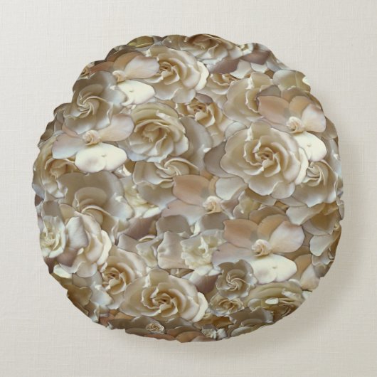 Viele schöne Blätter der Rose Rundes Kissen (Vorderseite)