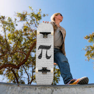 Viele Ziffern der mathematischen Konstanten der Pi Skateboard