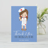 Vielen Dank Blue White Polka Dot Brünett Nurse Dankeskarte (Stehend Vorderseite)