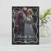 Vielen Dank Script Wedding Foto Niedlich Bow Heart Dankeskarte (Stehend Vorderseite)
