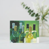 Vielfalt der Weinflaschen Postkarte (Stehend Vorderseite)