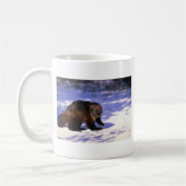 Vielfrass auf Schnee Kaffeetasse (Links)