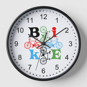 Vier Bikes Uhr