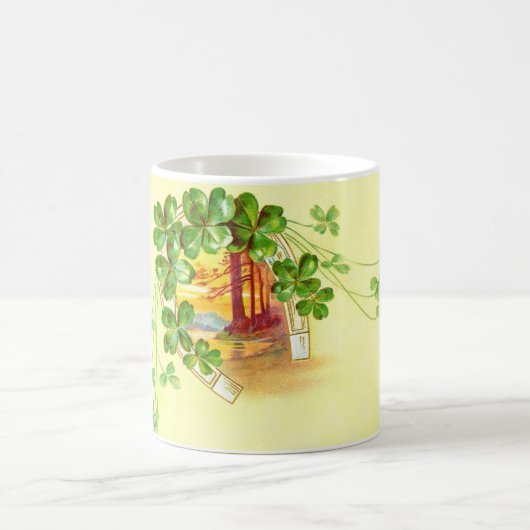 Vier blättrige Klee und Hufeisen Kaffeetasse (Mittel)