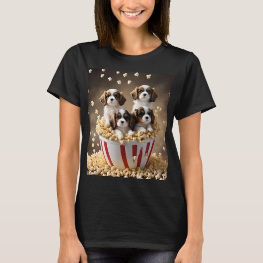 Vier Cavalier Spaniel Welpen im Popcorn, T-Shirt (Vorderseite)