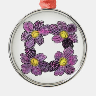 Vier Dahlien oder afrikanische Violetten in rosa u Silbernes Ornament