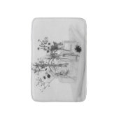 Vier Flaschen und weiße Blume Badematte (Vorderseite Vertikal)