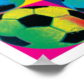 Vier Fußballbälle in verschiedenen Farben Poster (Ecke)