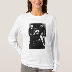 Vier Generationen viktorianische Abgabe T-Shirt