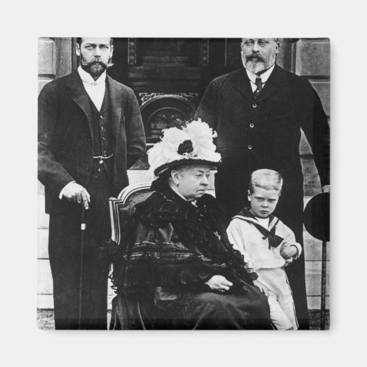 Vier Generationen Viktorianischer Lizenzgebühren Magnet (Vorne)