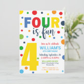 Vier ist Spaß zum Geburtstag Einladung 4. Geburtst (Stehend Vorderseite)