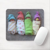 Vier kleine Babys: Polymer-Lehm-Skulpturen Mousepad (Mit Mouse)