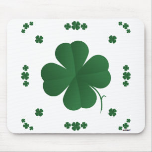 Vier Leaf Clovers Mousepad