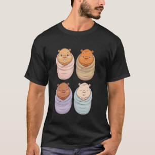 Vier liebenswerte Capybaras wickeln süße Baby-Capy T-Shirt