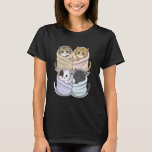 Vier liebenswerte Katzen wickeln lustige eingewick T-Shirt