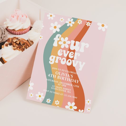 Vier mal Groovy Sommerregenbogen 4. Geburtstag Einladung