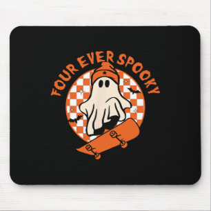Vier Mal Spooky 4. Geburtstag Halloween Skateboard Mousepad
