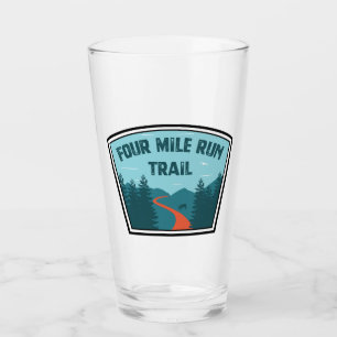 Vier-Meilen-Lauf Glas