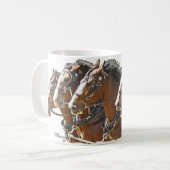Vier nebeneinander Clydesdale Entwurfs-Pferd Kaffeetasse (Vorderseite Links)